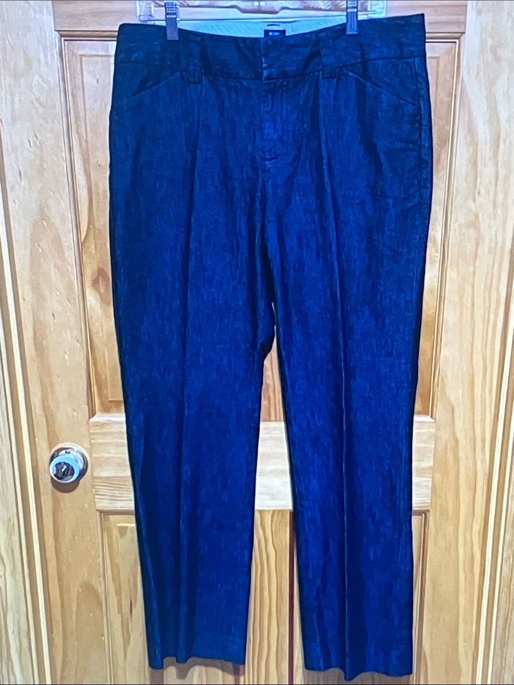 GAP Women's Dark Blue Straight-Leg Pants